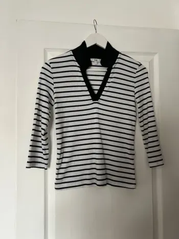 Pull fin  rayé noir et blanc