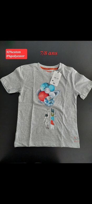 T-shirt homme dans l'espace garçon 7/8ans
