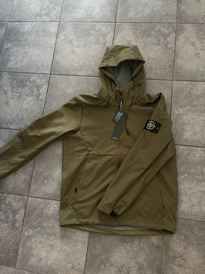 Veste stone island - photo numéro 2