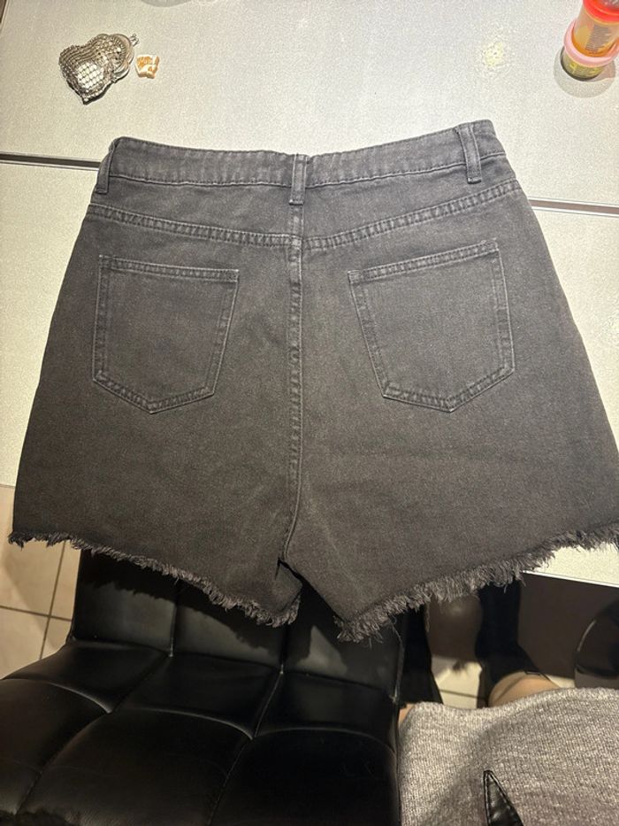 short en jeans - photo numéro 2