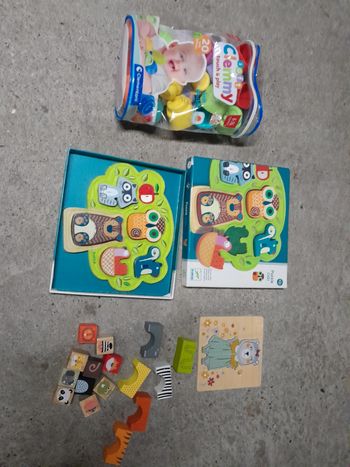 Lot de jouets bébé en bois et d’éveil – Puzzle, cubes et formes