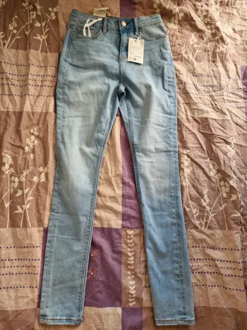 Jean Esprit 26x30 valeur 70€