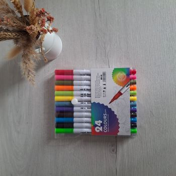 Set de 24 Feutres Double Pointe (Pointe pinceau et Pointe fine 0.4 mm) - DIY - Coloriage - Neuf