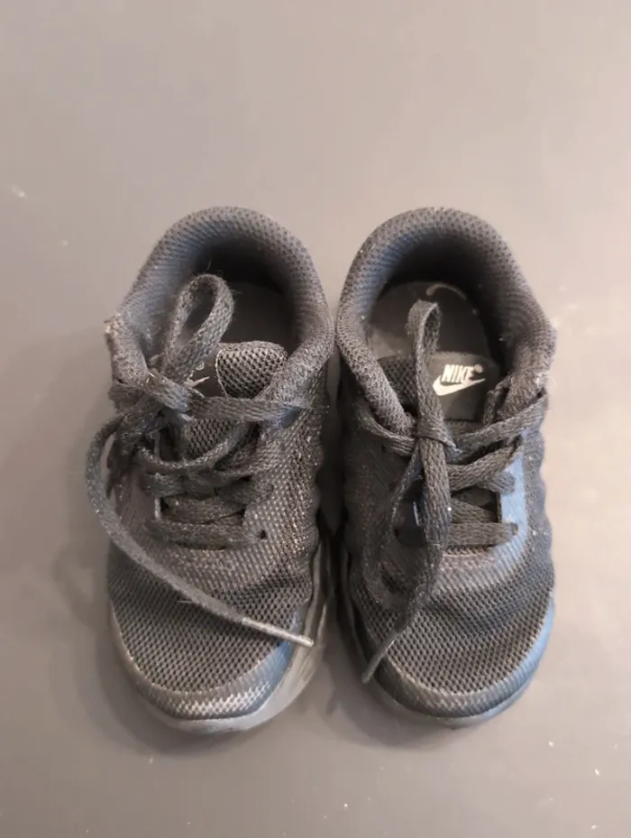 Nike air Max Invigor - photo numéro 4