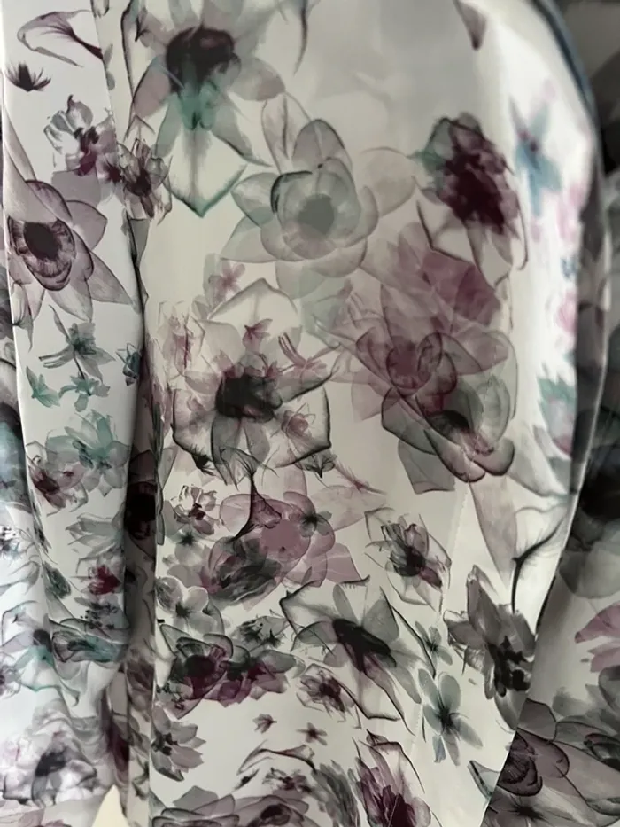 Blouse fleur - photo numéro 2