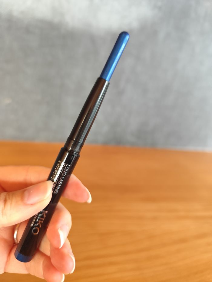 Lot de 7 ombres à paupière en stick Kiko - photo numéro 4