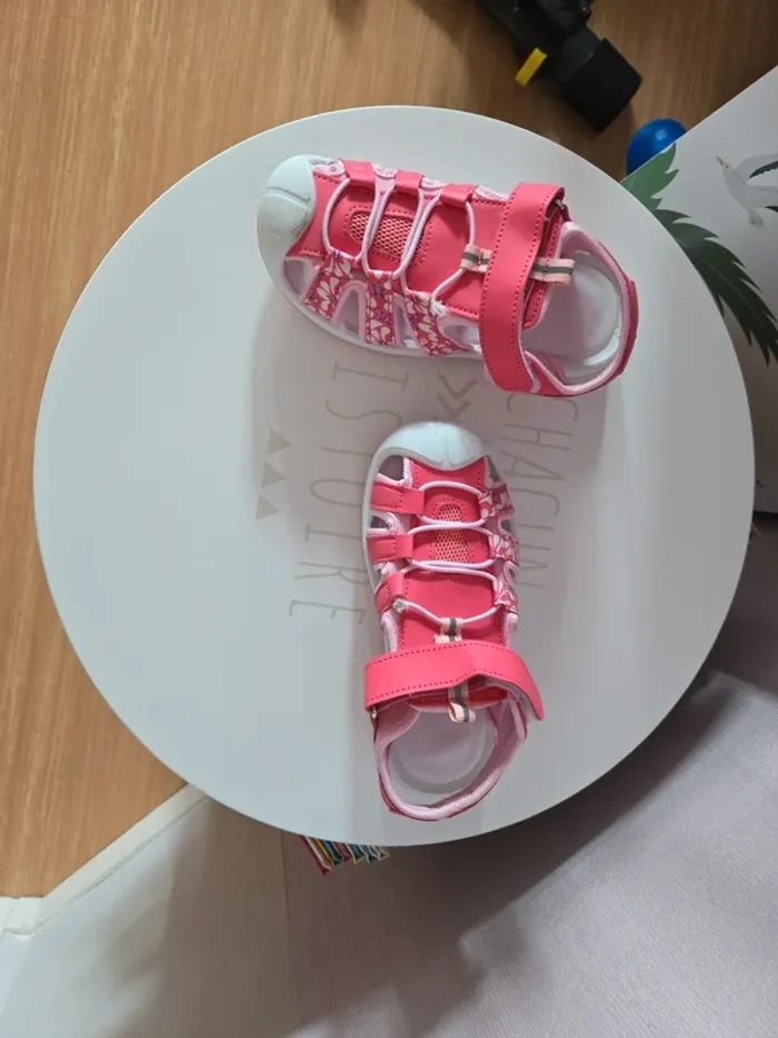 Nu pied fille taille 30 neuve - photo numéro 4