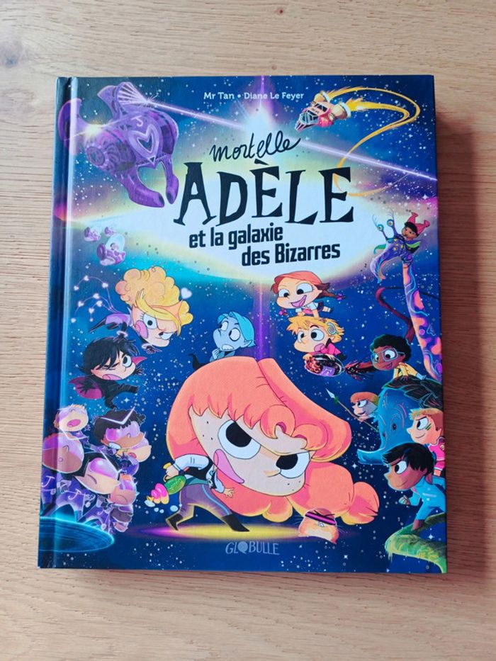 Livre mortelle Adèle et la Galaxie des bizarres