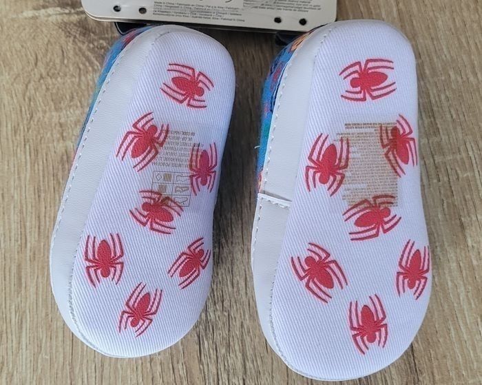 Chaussures bébé neuves - photo numéro 3