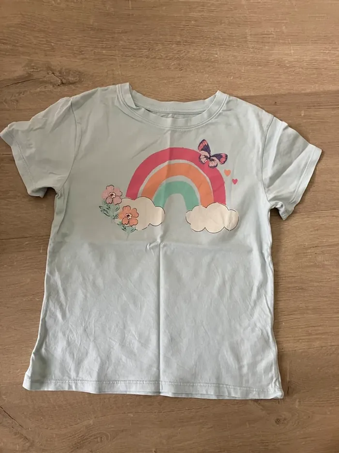 Tee shirt H&M taille 122/128 cm 6 ans
