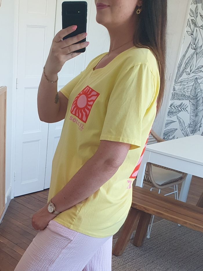 T-shirt oversize Le soleil jaune/rose Taille unique - photo numéro 4