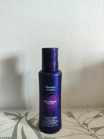 Fanola wonder masque anti-jaunissement 100ml valeur  16€  à utiliser 12 mois après ouverture