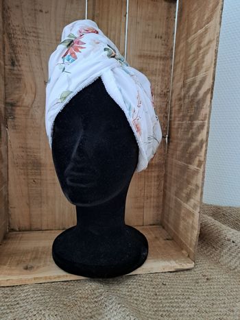 Serviette à cheveux et son lots de lingettes