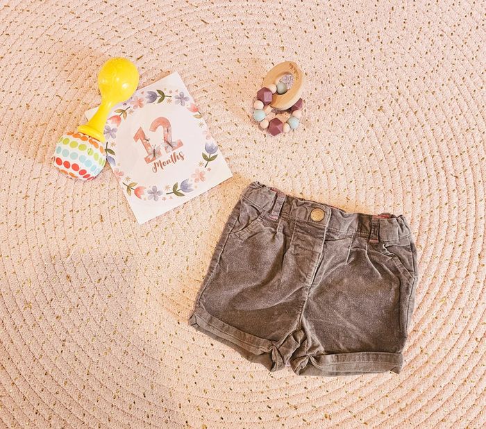 Short taille 12 mois
