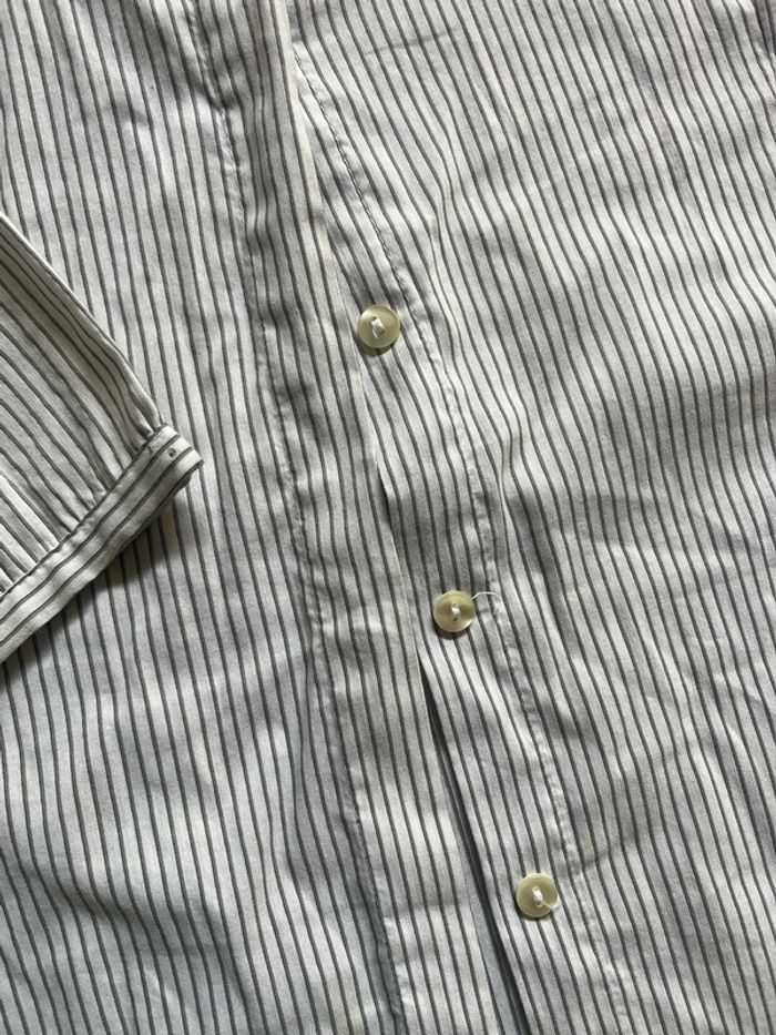 Chemise cintrée, taille 40 couleur blanc, rayures gris clair - photo numéro 4