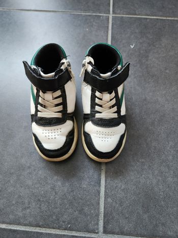 Baskets montantes pointure 24