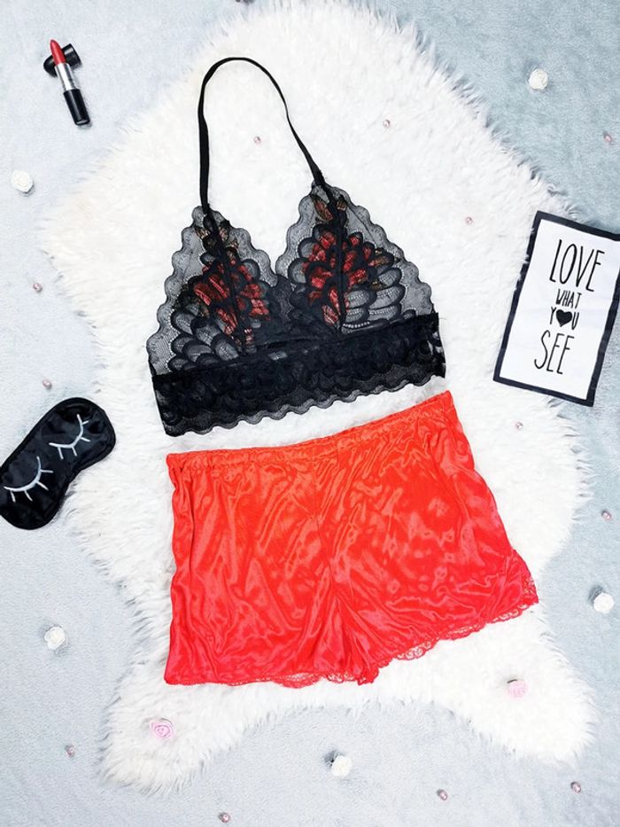 Pyjama satiné rouge avec crop top en dentelle noire - T.S ou T.36 🖤 - photo numéro 2