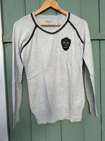 Pull gris