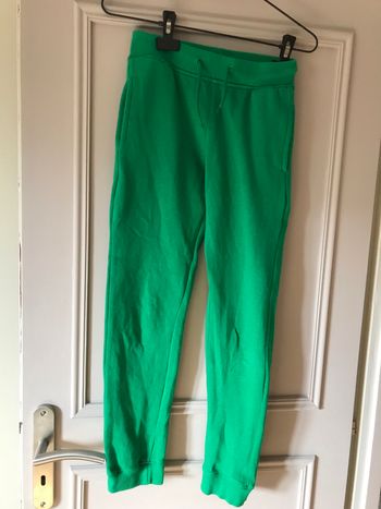 Jogging 146/152 taille 11/12 ans