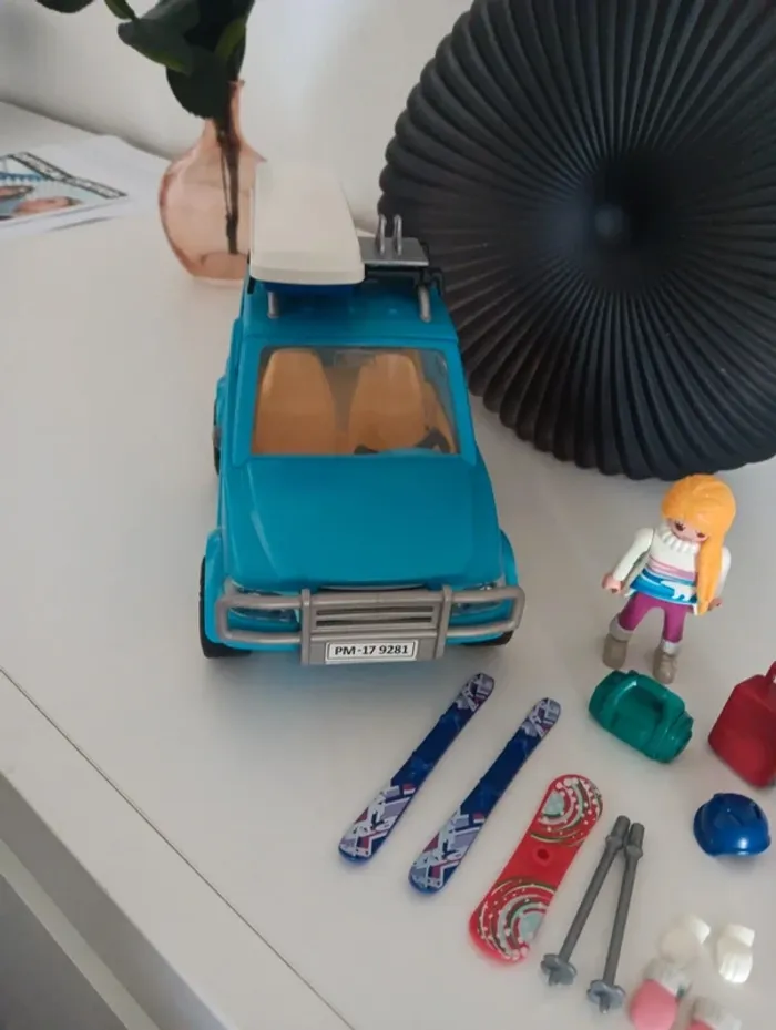 4x4 avec coffre de toit neige playmobil - photo numéro 16