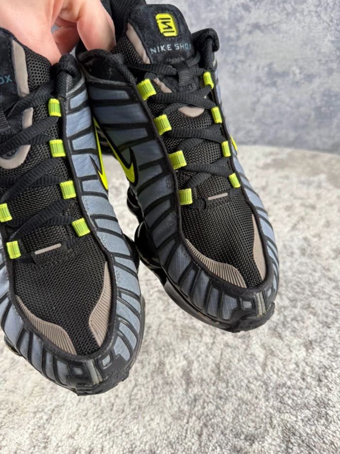 Nike Shox TL ThunderStorm - Black & Grey & Yellow - photo numéro 12