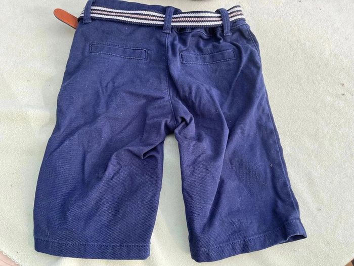 Short - bermuda bleu marine taille 5 ans - photo numéro 2