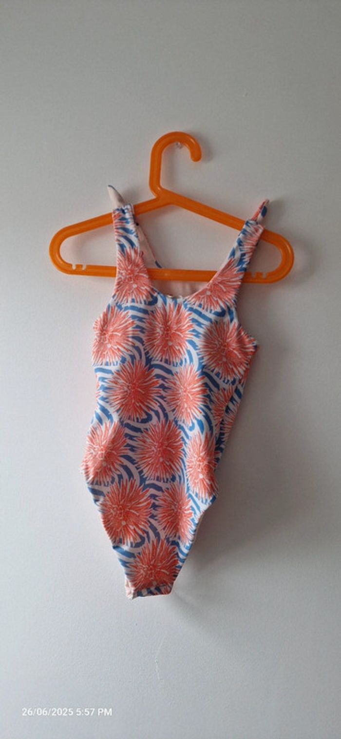 💞 Maillot de bain Neuf 6 ans💞 - photo numéro 3