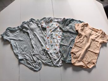 5 body manches courtes