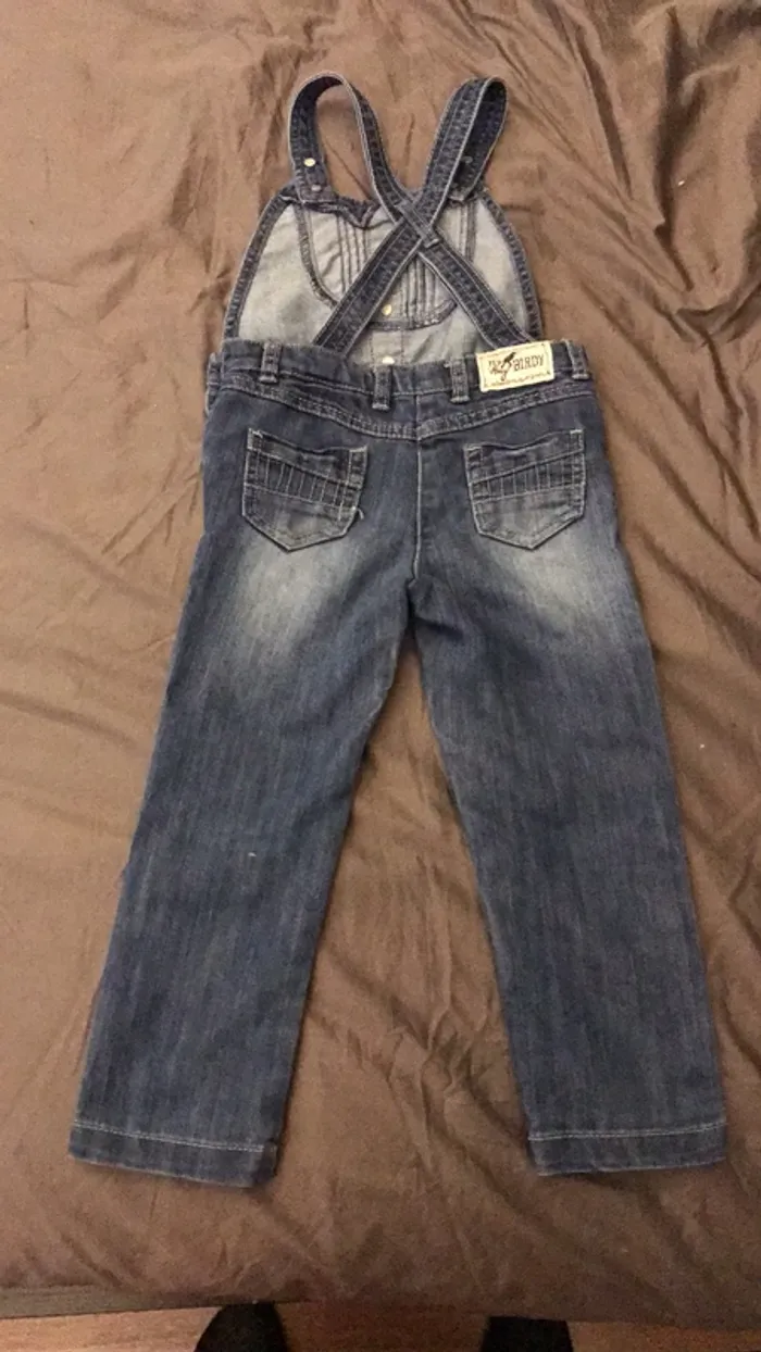 Salopette en jean - photo numéro 2