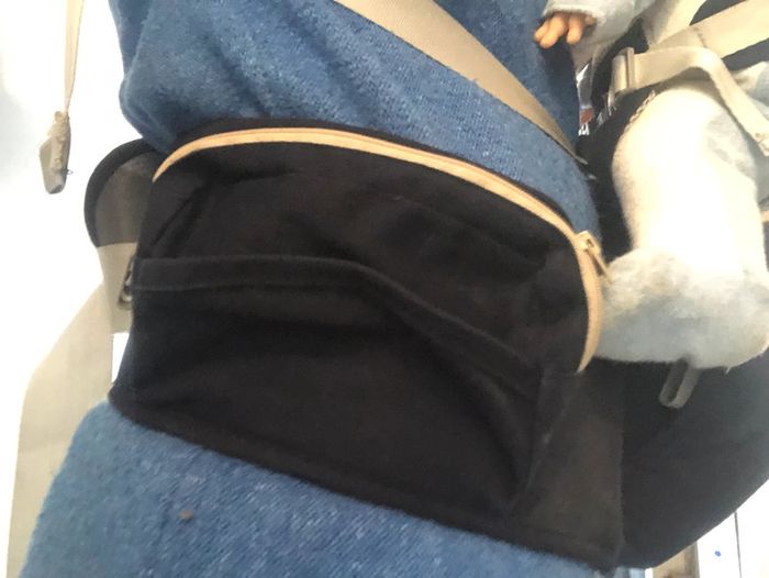 Porte bébé avec siège - photo numéro 5