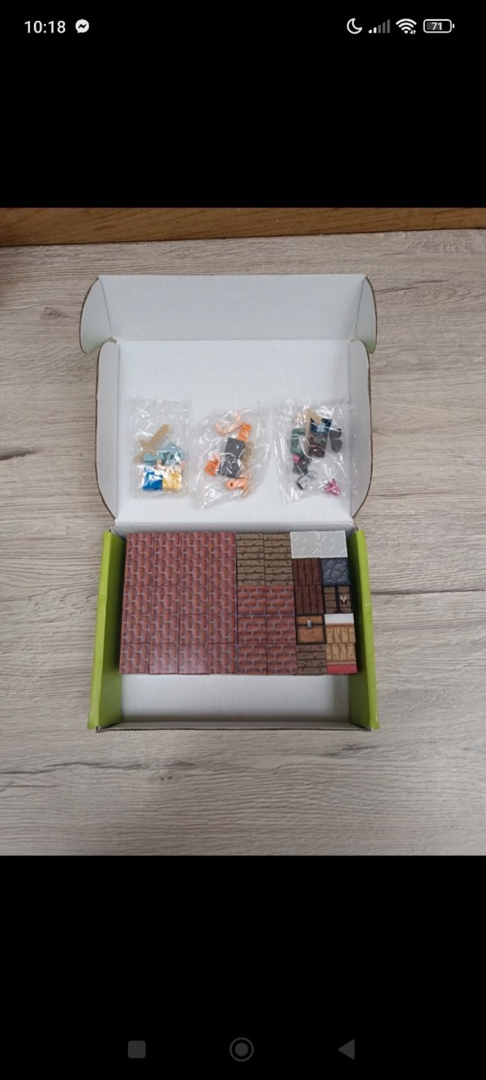 Maison Minecraft avec accessoires en cube magnétique neuf jamais utilisé, 80 pièces