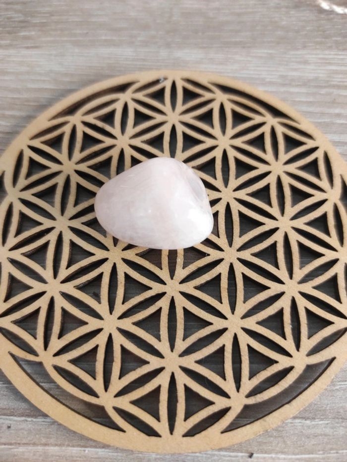 🔮 Pierre roulée en quartz rose – 2 cm - photo numéro 2