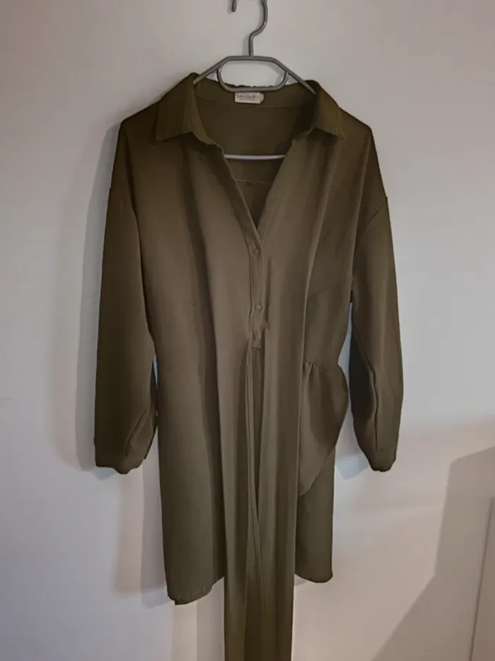 Robe kaki a nouer - photo numéro 7
