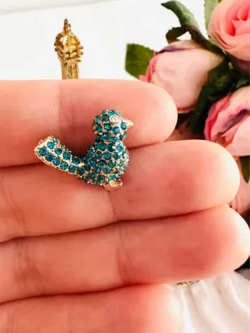 🐦Boucles d’oreilles oiseaux turquoise Betsey Johnson – Cristaux scintillants