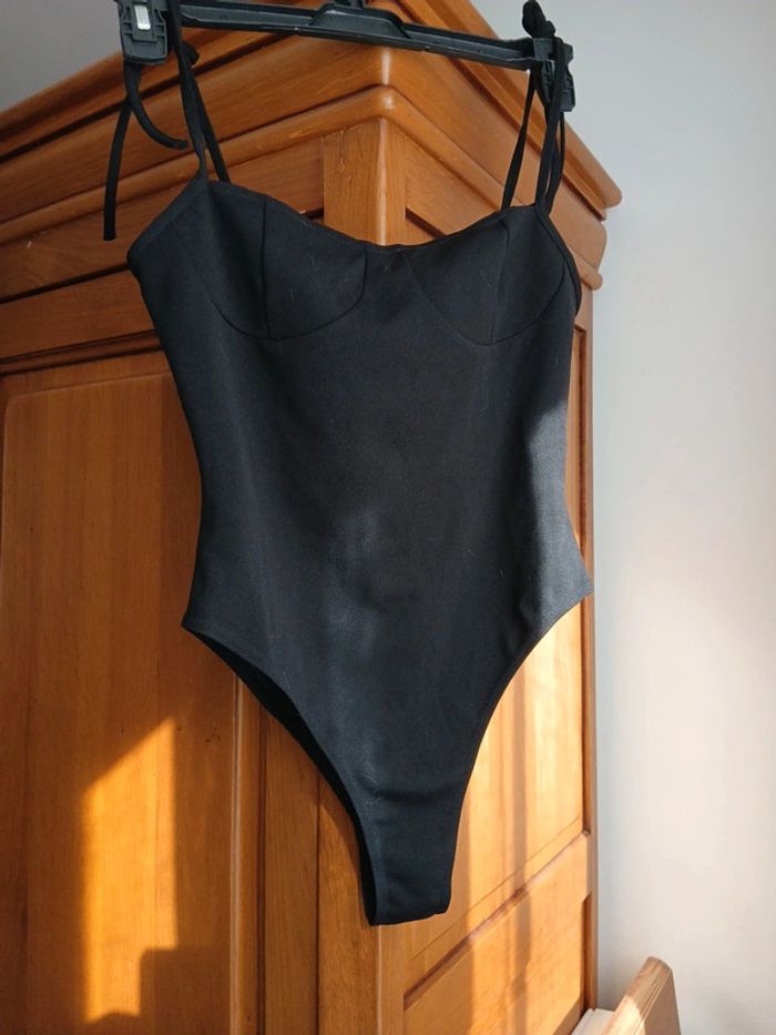 Body noir - photo numéro 5