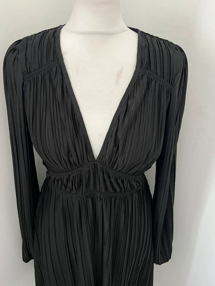 Robe noire plissée cintrée Zara S - photo numéro 3