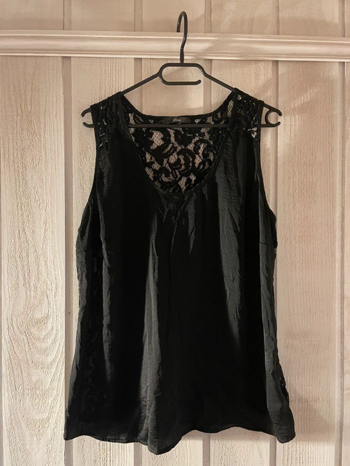 Top dentelle noir MIM