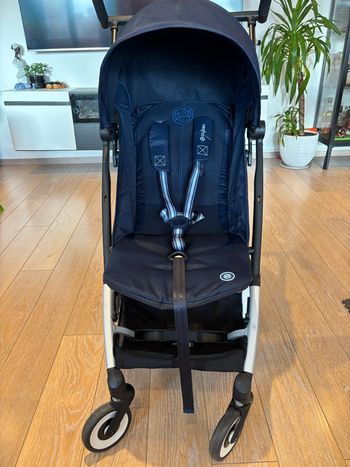 Poussette Cybex Libelle – Bleu marine – Excellent état