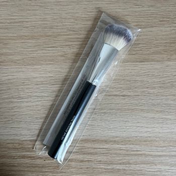 Pinceau 4 en 1 Younique