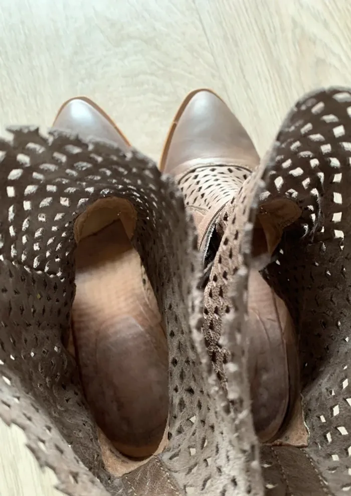 Bottines pointues à talons - photo numéro 4