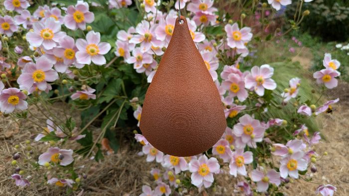 Mangeoire à oiseaux de la nature en forme de goutte d'eau effet strié marron clair - photo numéro 4