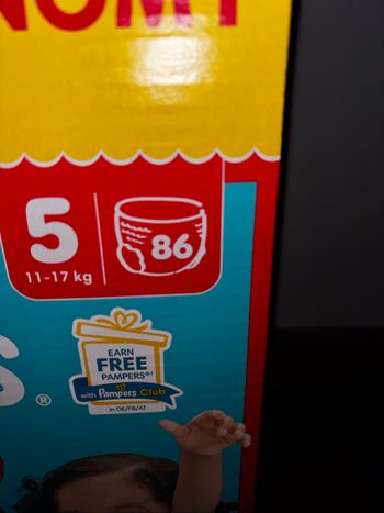 Maxi Pack de 86 Couches Pampers  Baby-Dry Pants Neuf Dans L’emballage.