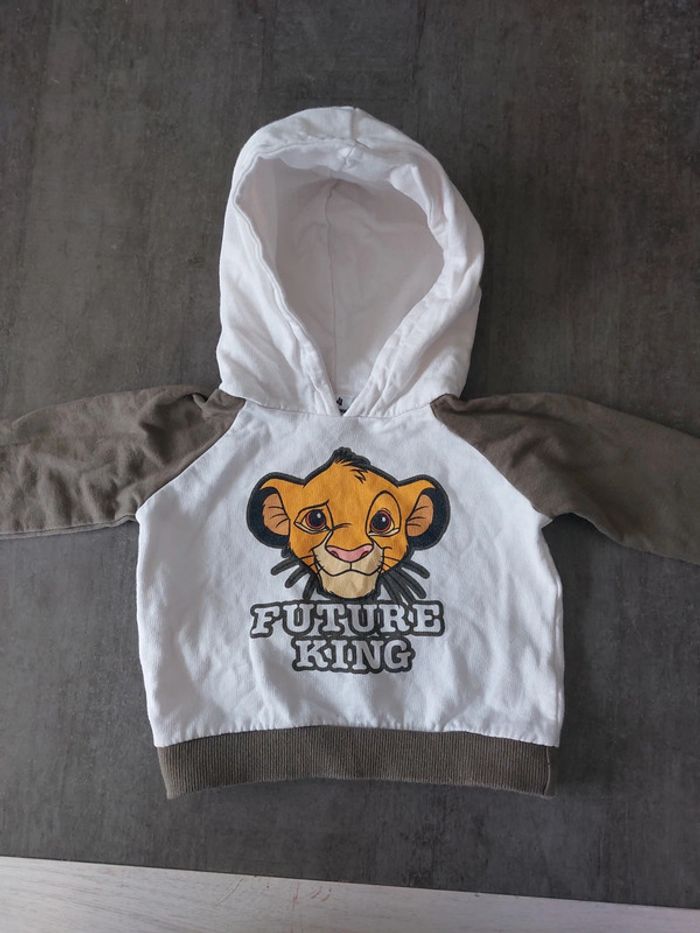 Pull à capuche