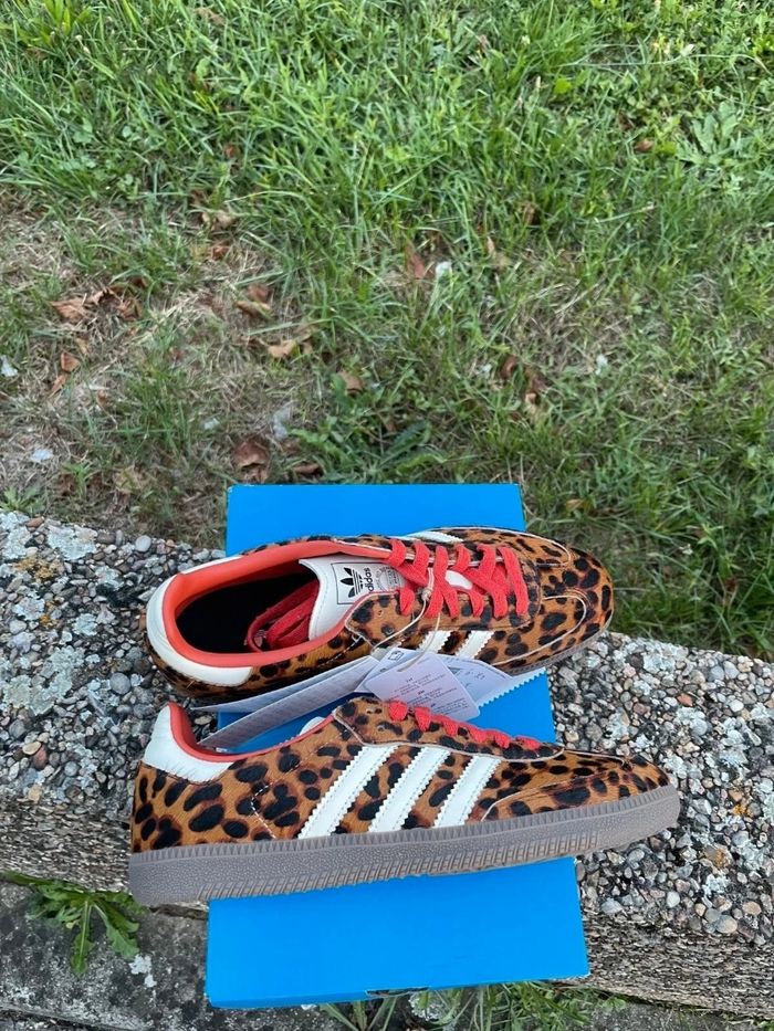 Adidas Samba OG léopard Rouge  Taille 42 - photo numéro 5