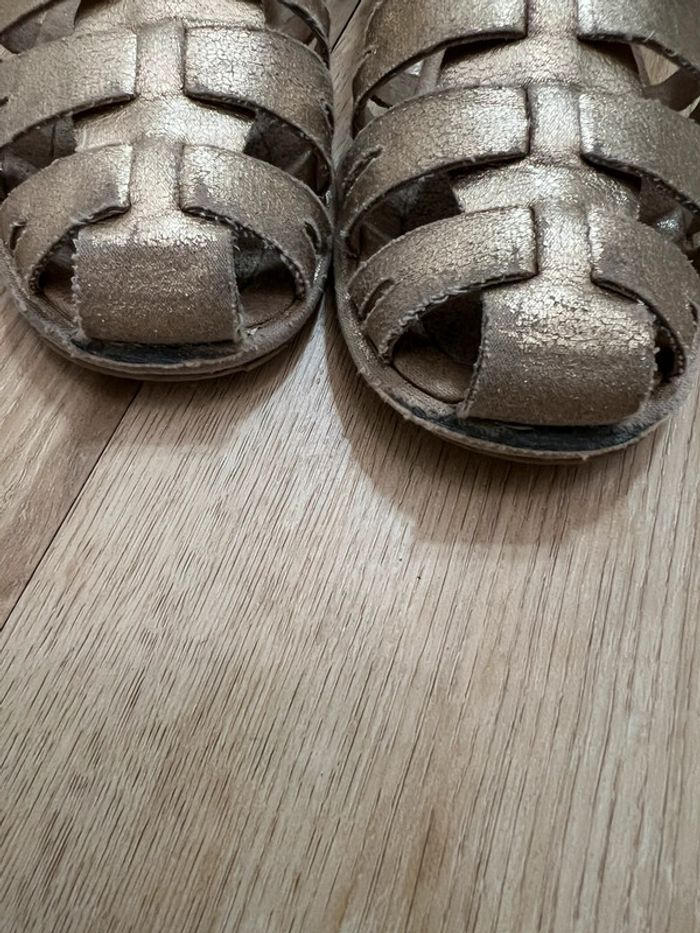 Sandales dorées Zara - photo numéro 2