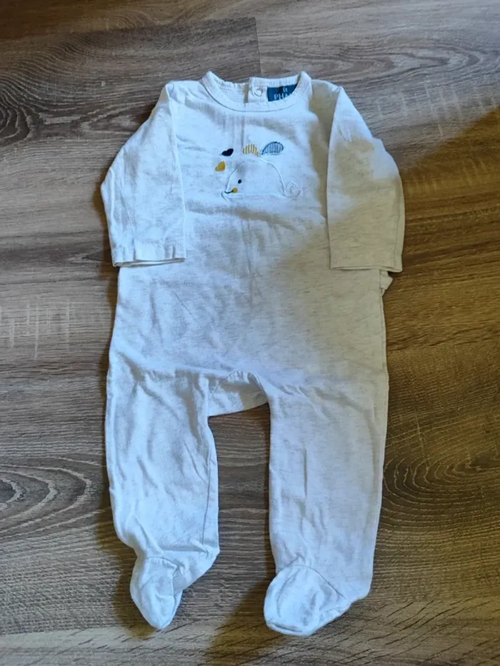 Pyjamas fins 3 mois - photo numéro 2