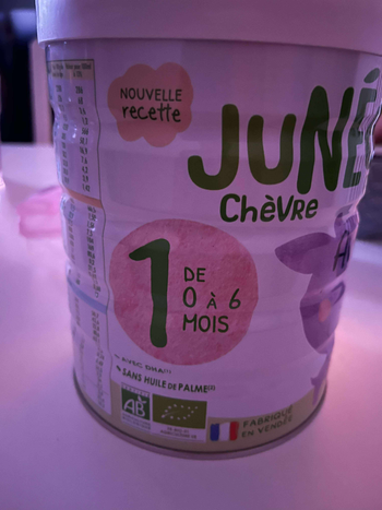 Boite de lait Junéo Chèvre 1er age neuve