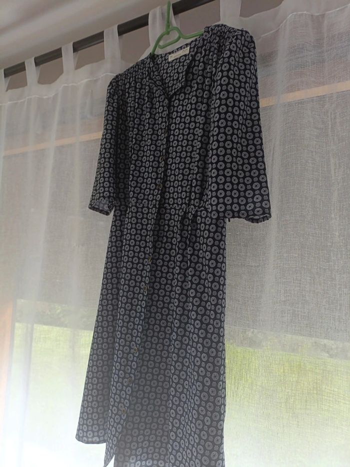 Robe bleue marine motif st Michaël