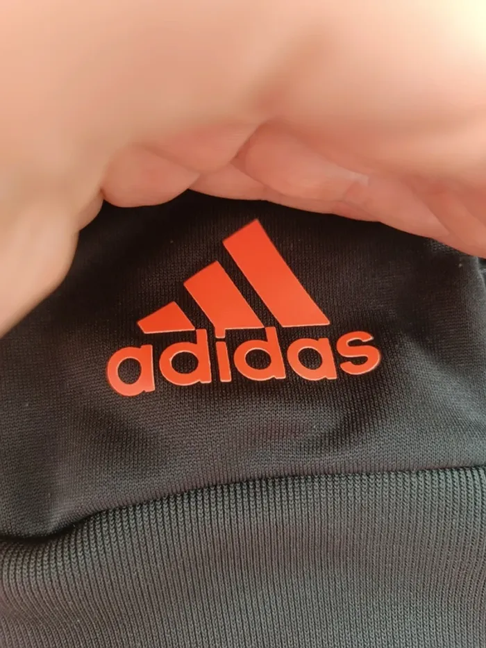 Veste garçon adidas noire et orange taille 15/16ans - photo numéro 2
