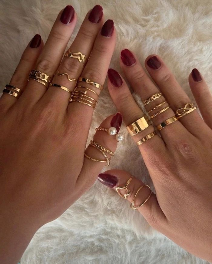 A42 lot de 22 bagues dorées or tendance diverses taille.neuves